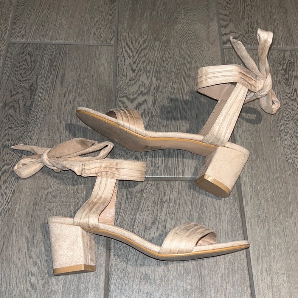 Suede Cream Heel - Picture 2 of 3